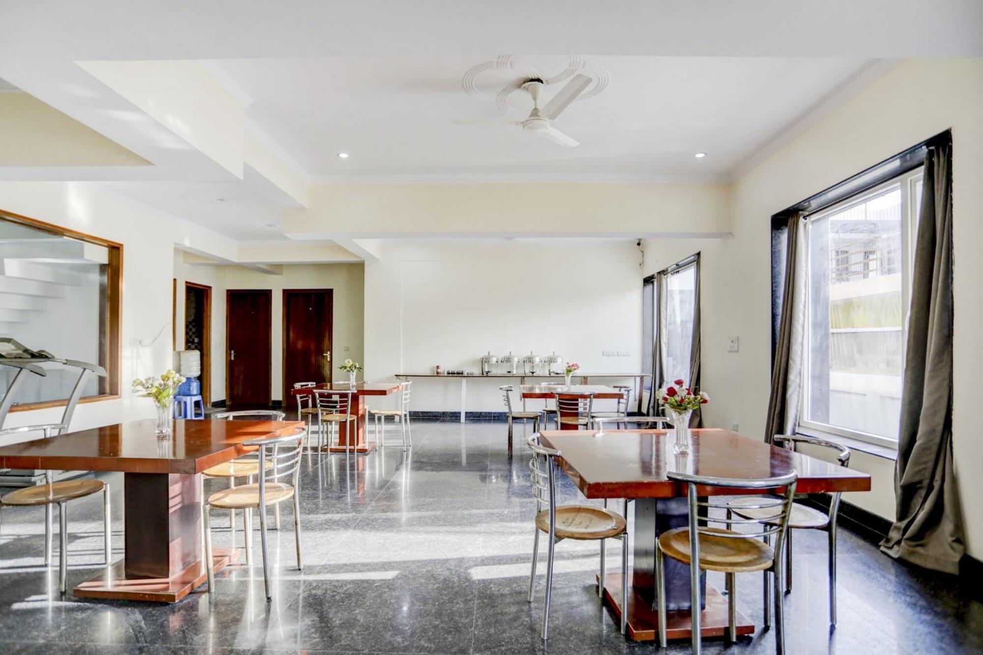 Super Town House Hi5 Aditya International Bhubaneswar Eksteriør bilde