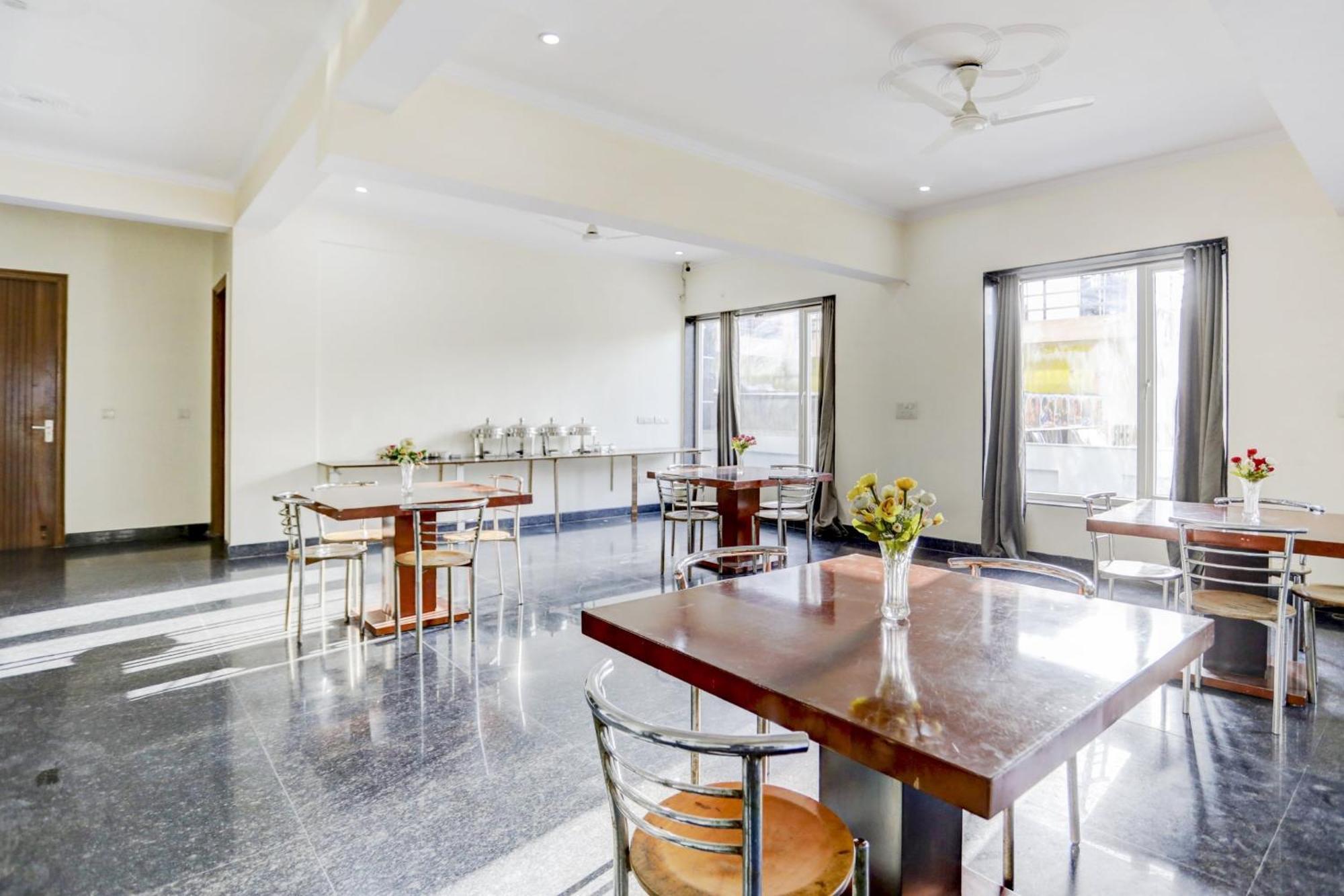 Super Town House Hi5 Aditya International Bhubaneswar Eksteriør bilde