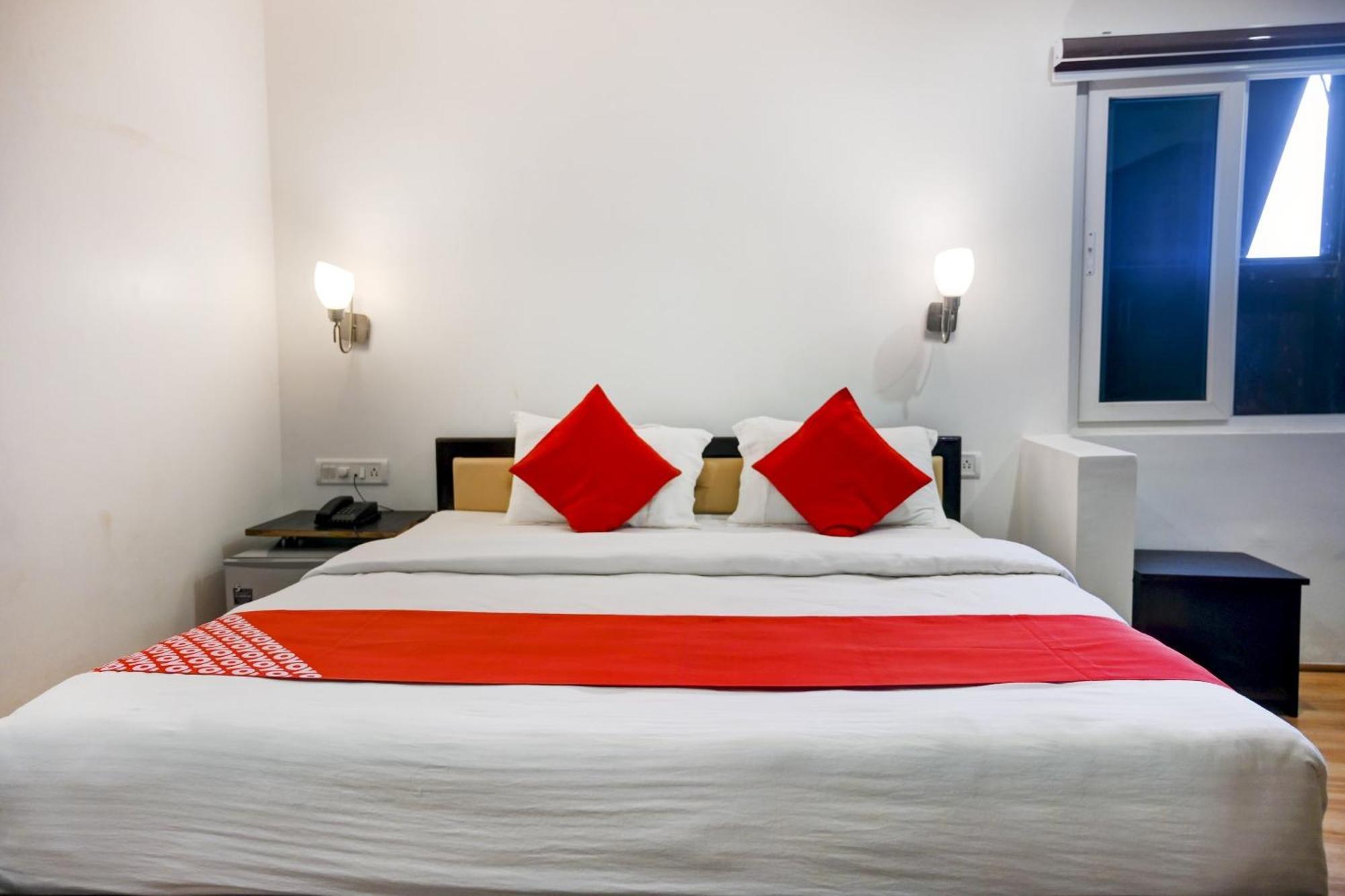 Super Town House Hi5 Aditya International Bhubaneswar Eksteriør bilde