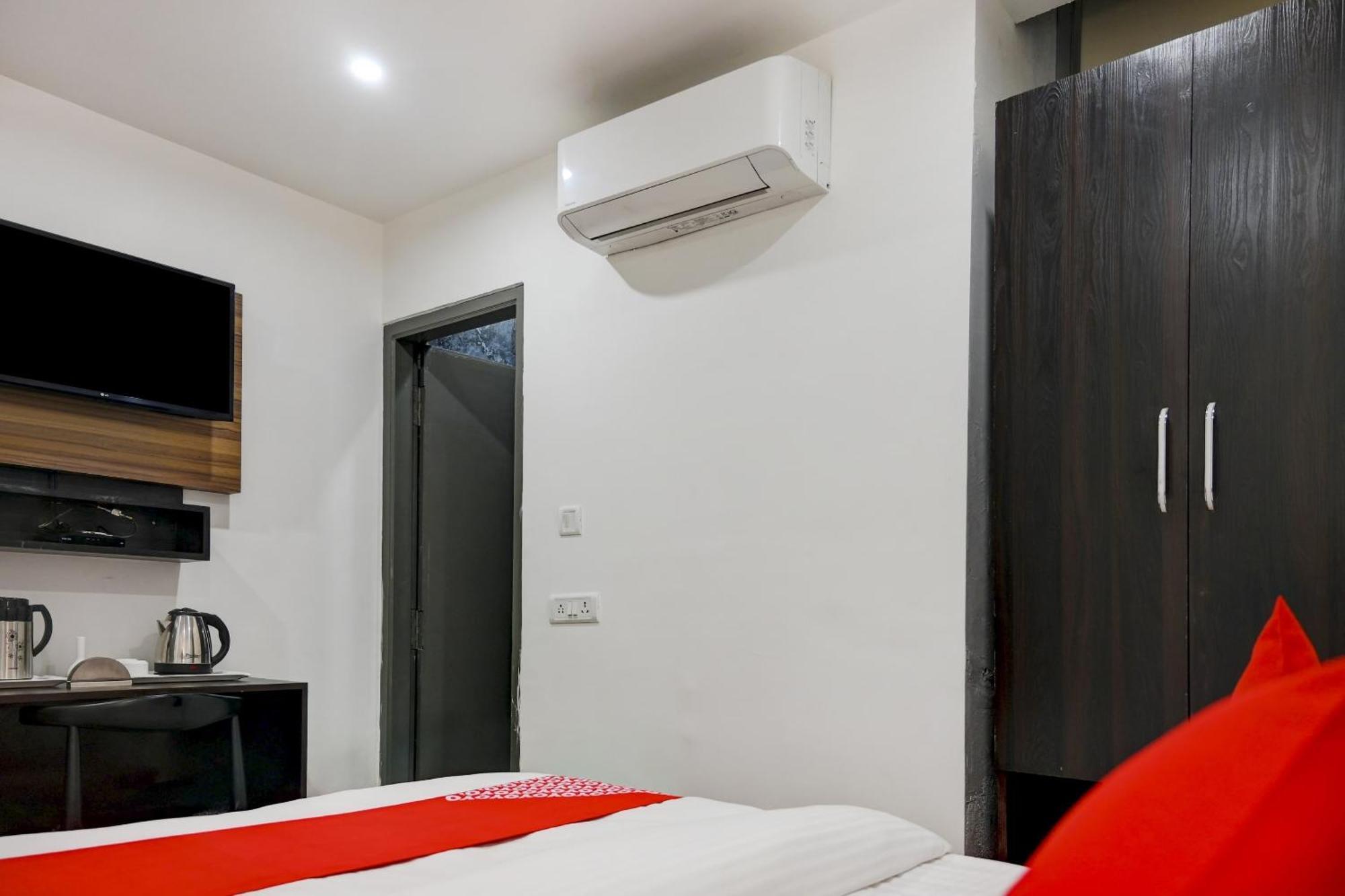 Super Town House Hi5 Aditya International Bhubaneswar Eksteriør bilde