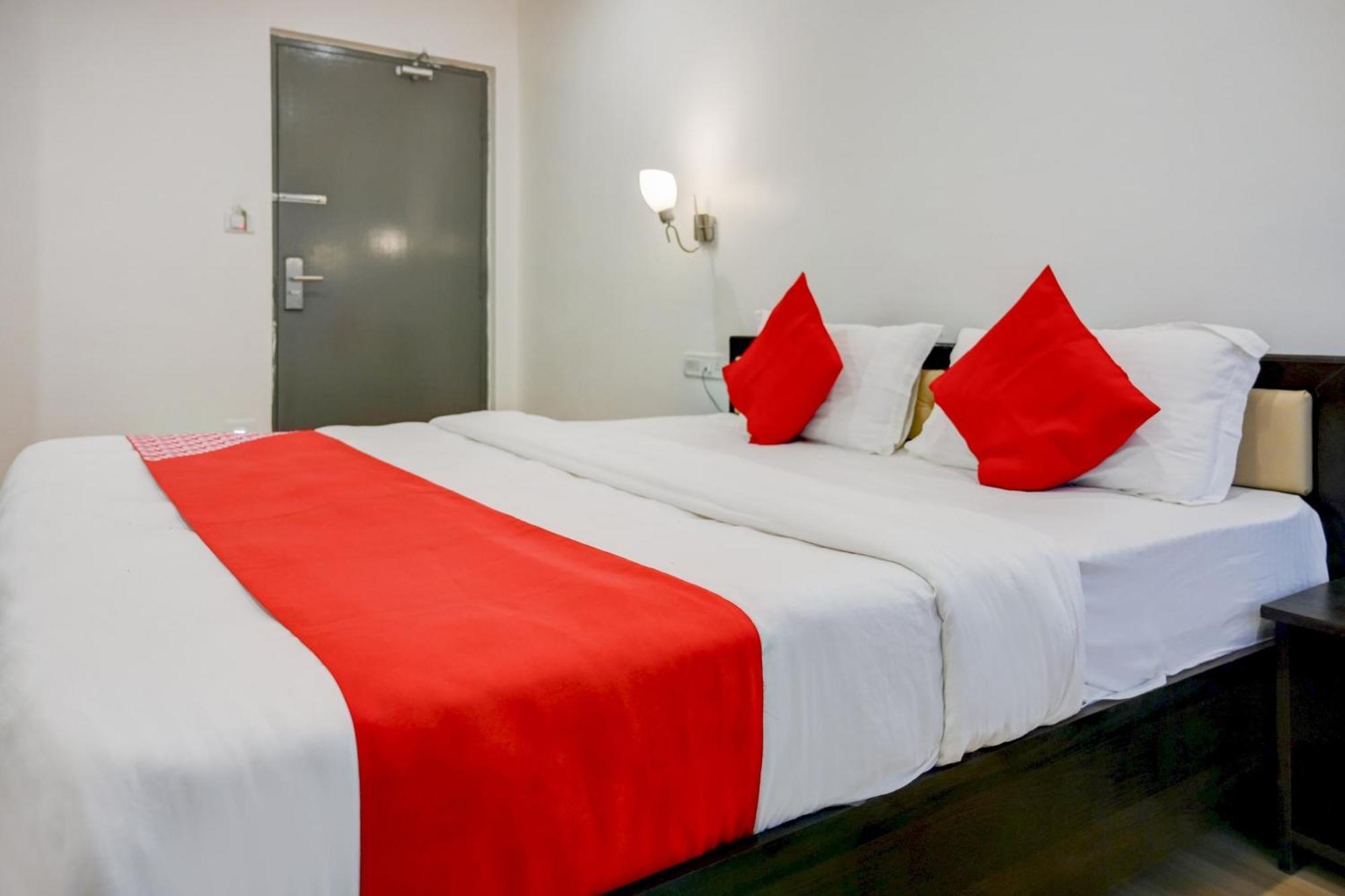 Super Town House Hi5 Aditya International Bhubaneswar Eksteriør bilde