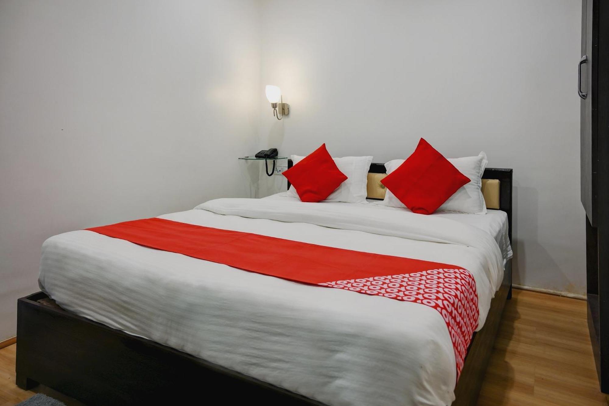 Super Town House Hi5 Aditya International Bhubaneswar Eksteriør bilde