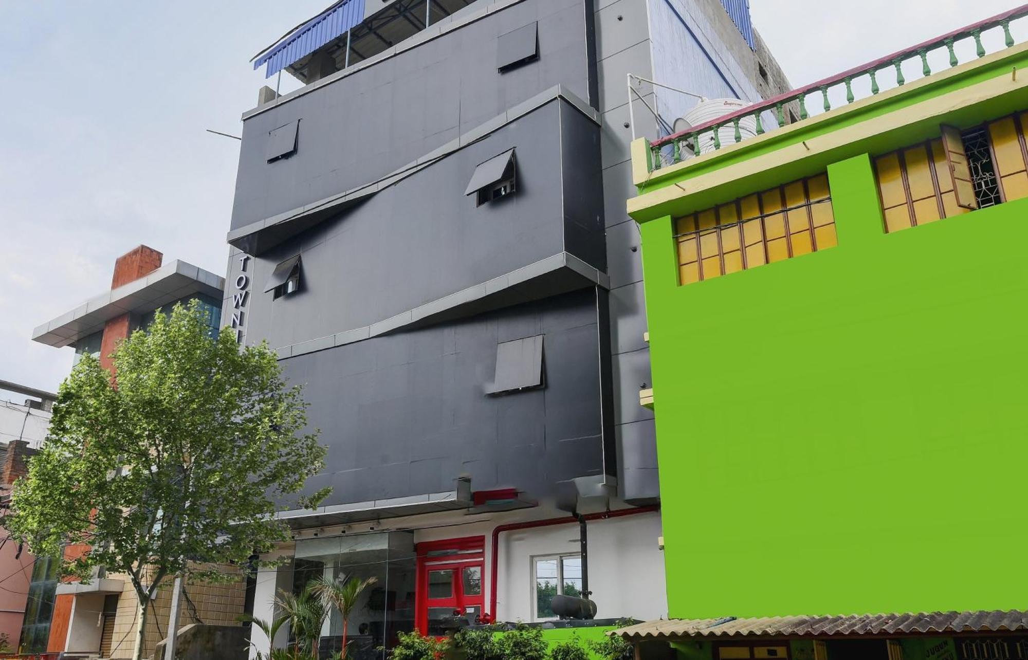 Super Town House Hi5 Aditya International Bhubaneswar Eksteriør bilde